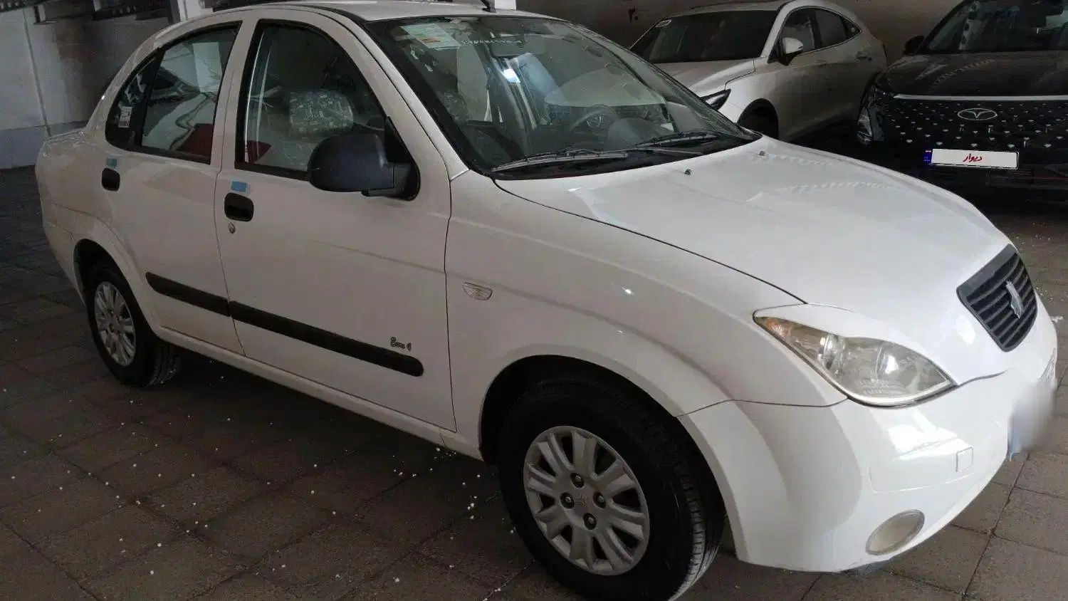 تیبا صندوق دار EX - 1394