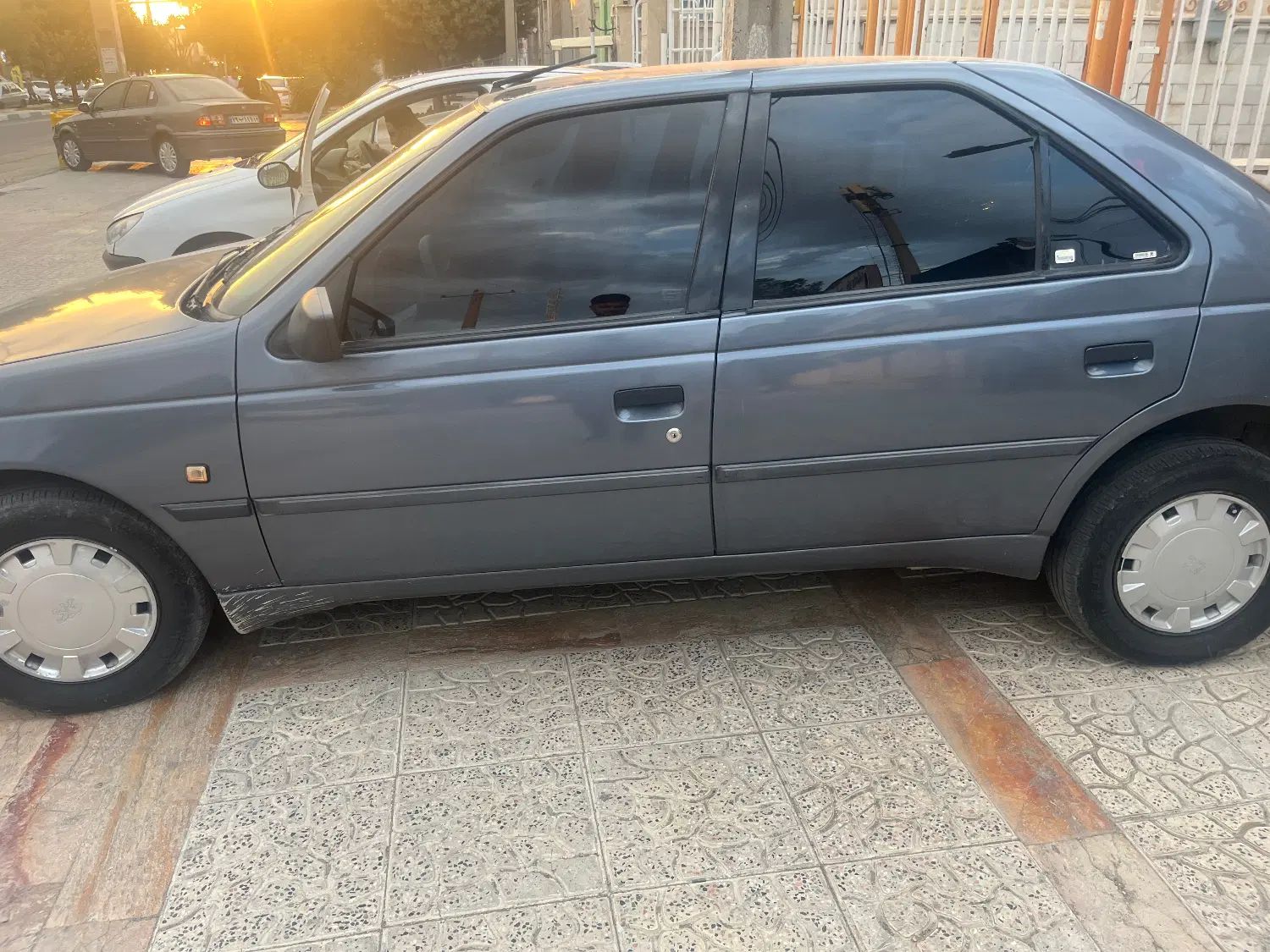 پژو 405 GLX - دوگانه سوز - 1396