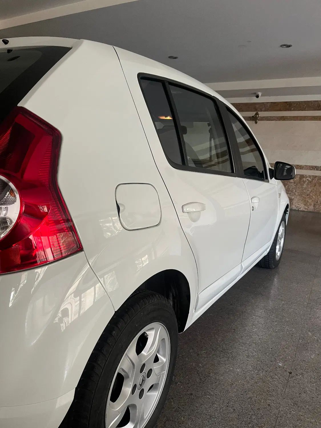 خودرو رنو، ساندرو آگهی ann_19910563