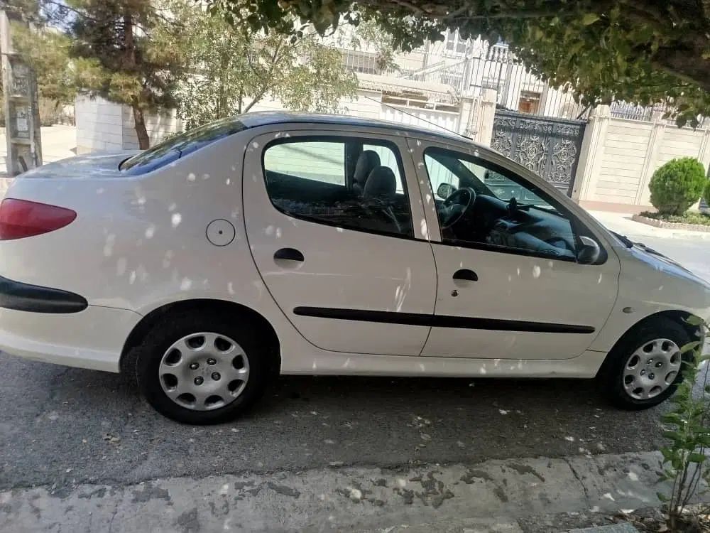 پژو ۲۰۶ صندوق دار v20 - 1389