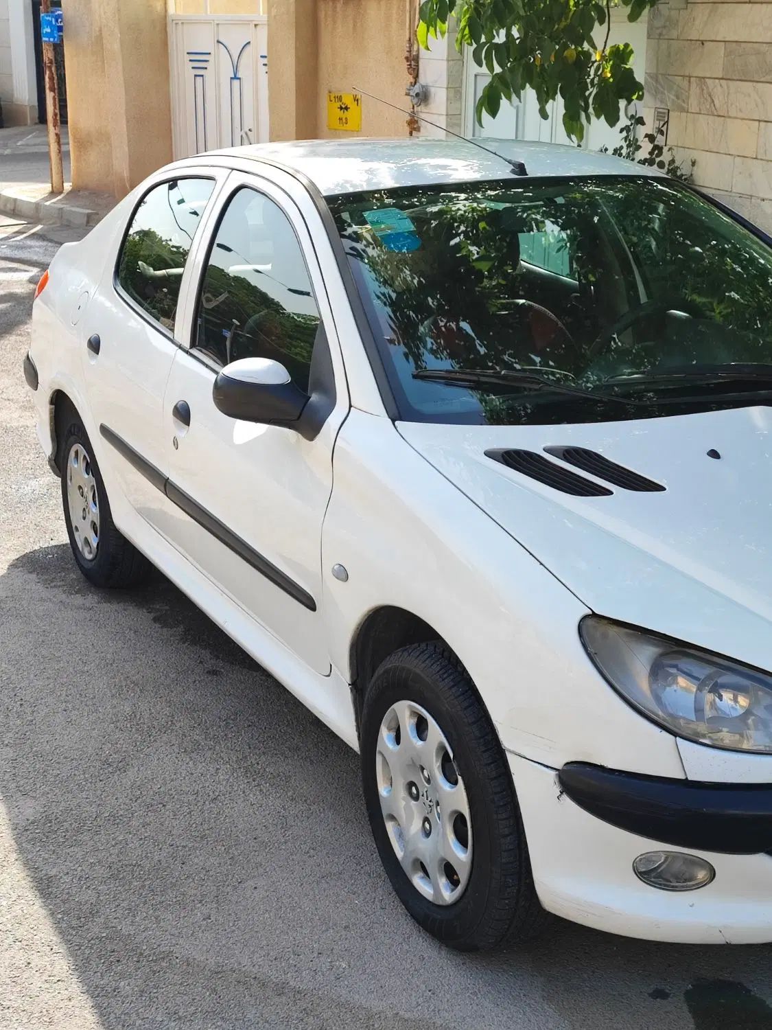 پژو ۲۰۶ صندوق دار v8 - 1389