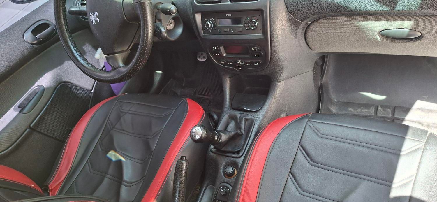 پژو ۲۰۶ صندوق دار v8 - 1399