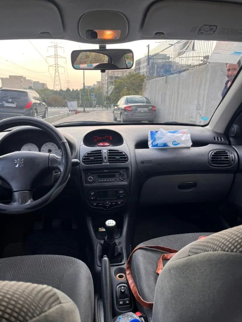 پژو ۲۰۶ صندوق دار v8 - 1397
