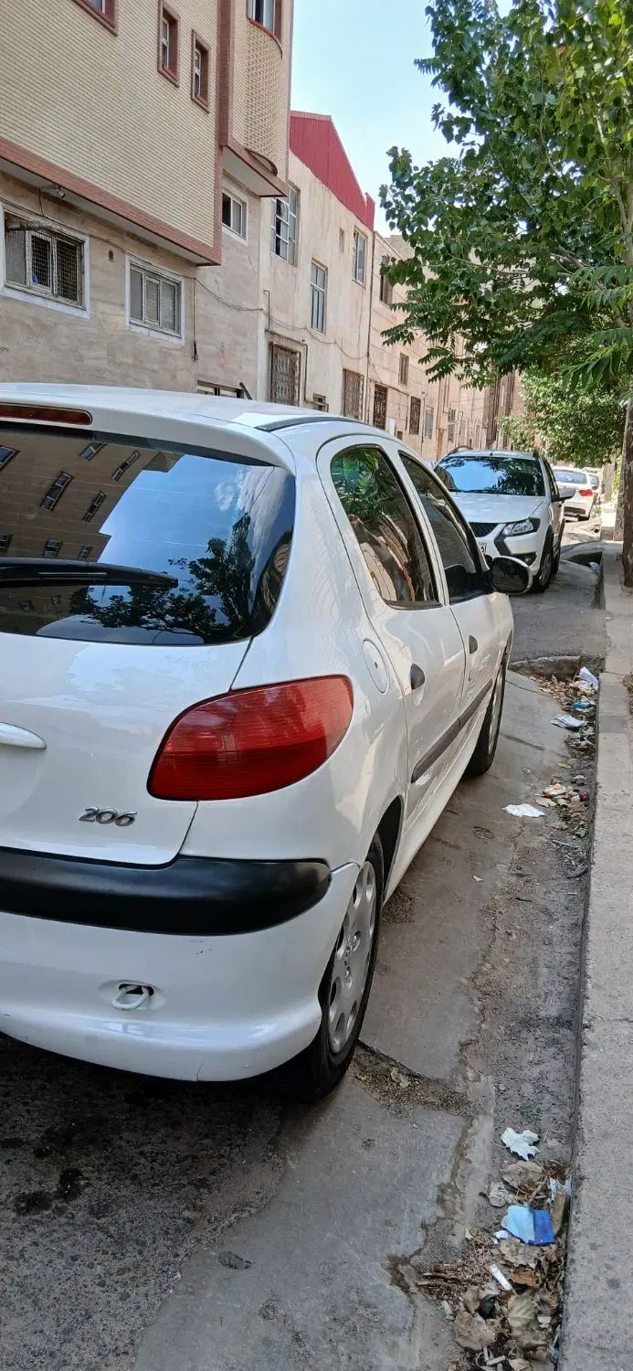 پژو 206 تیپ 5 - 1390