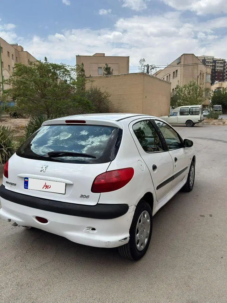 پژو 206 تیپ 2 - 1390