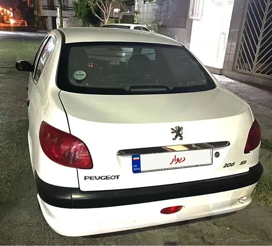 پژو ۲۰۶ صندوق دار v8 - 1399