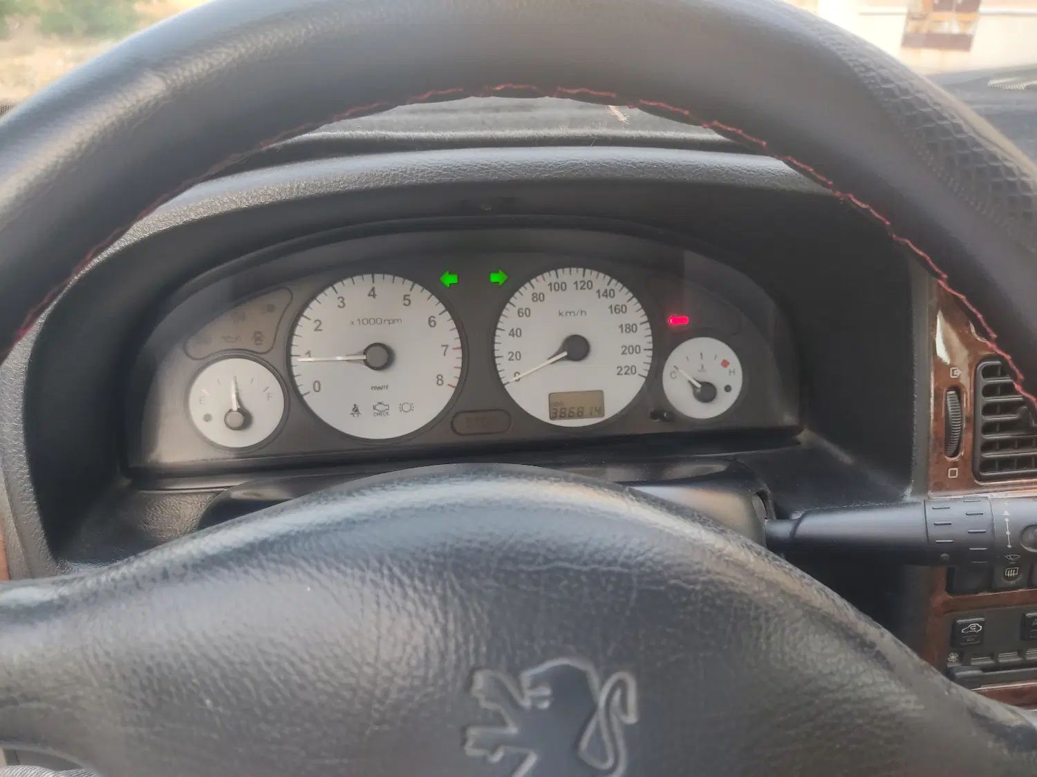 پژو پارس XU7ساده - 1386
