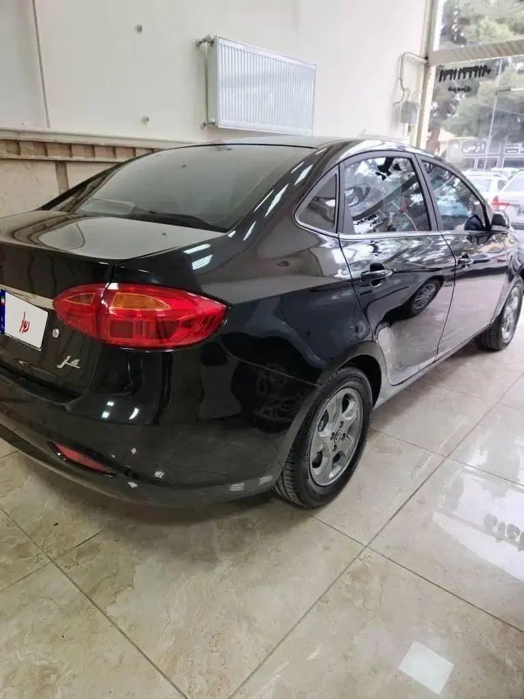 جک J4 اتوماتیک ساده - 1401