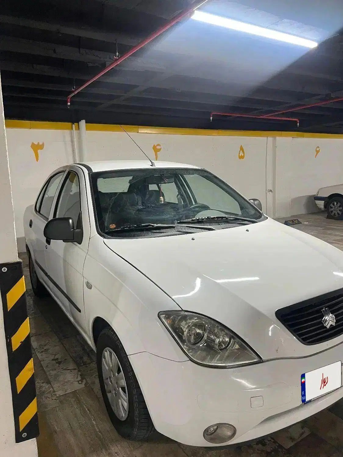 تیبا صندوق دار SX - 1398