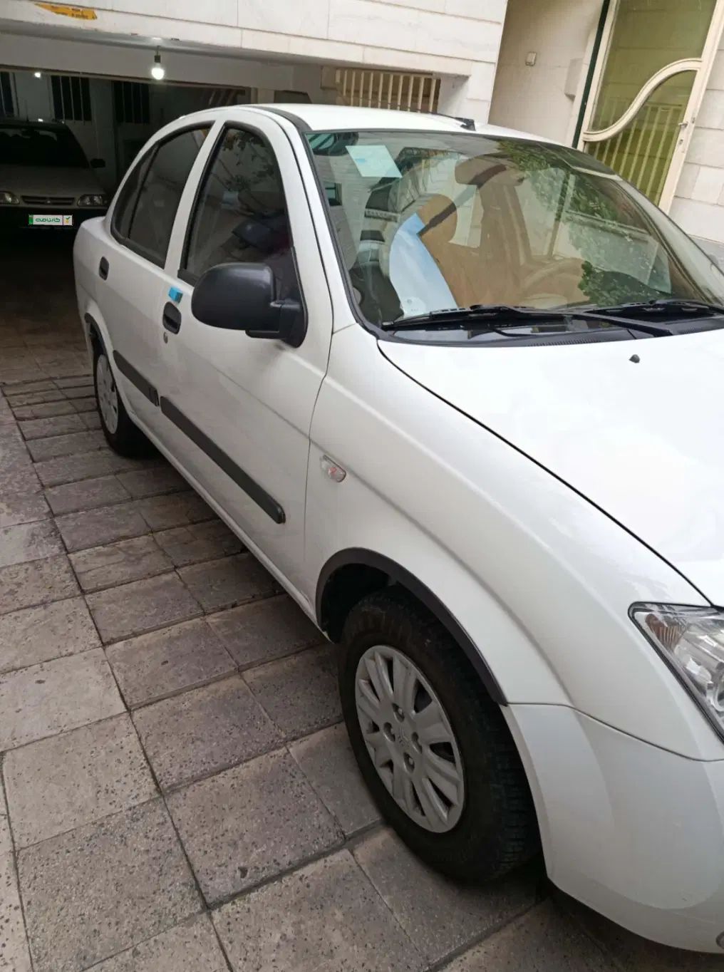 تیبا صندوق دار SX - 1400