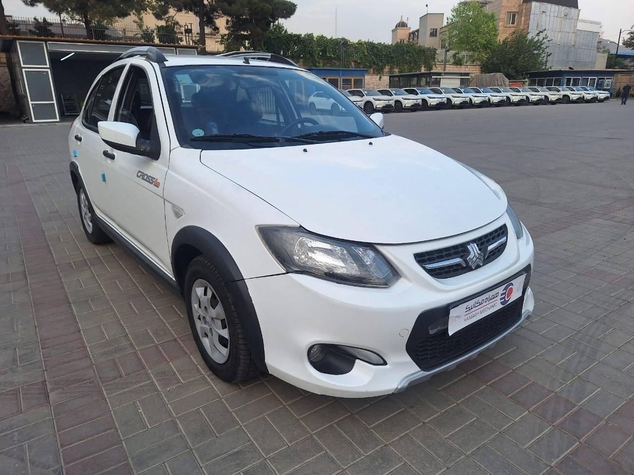 خودرو کوییک، معمولی آگهی ann_19911761