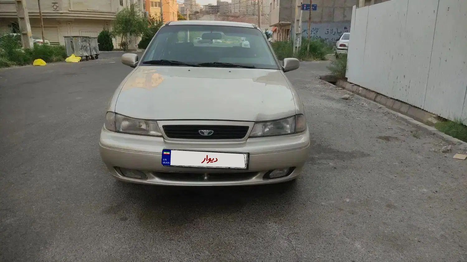 دوو سیلو سدان - 1382