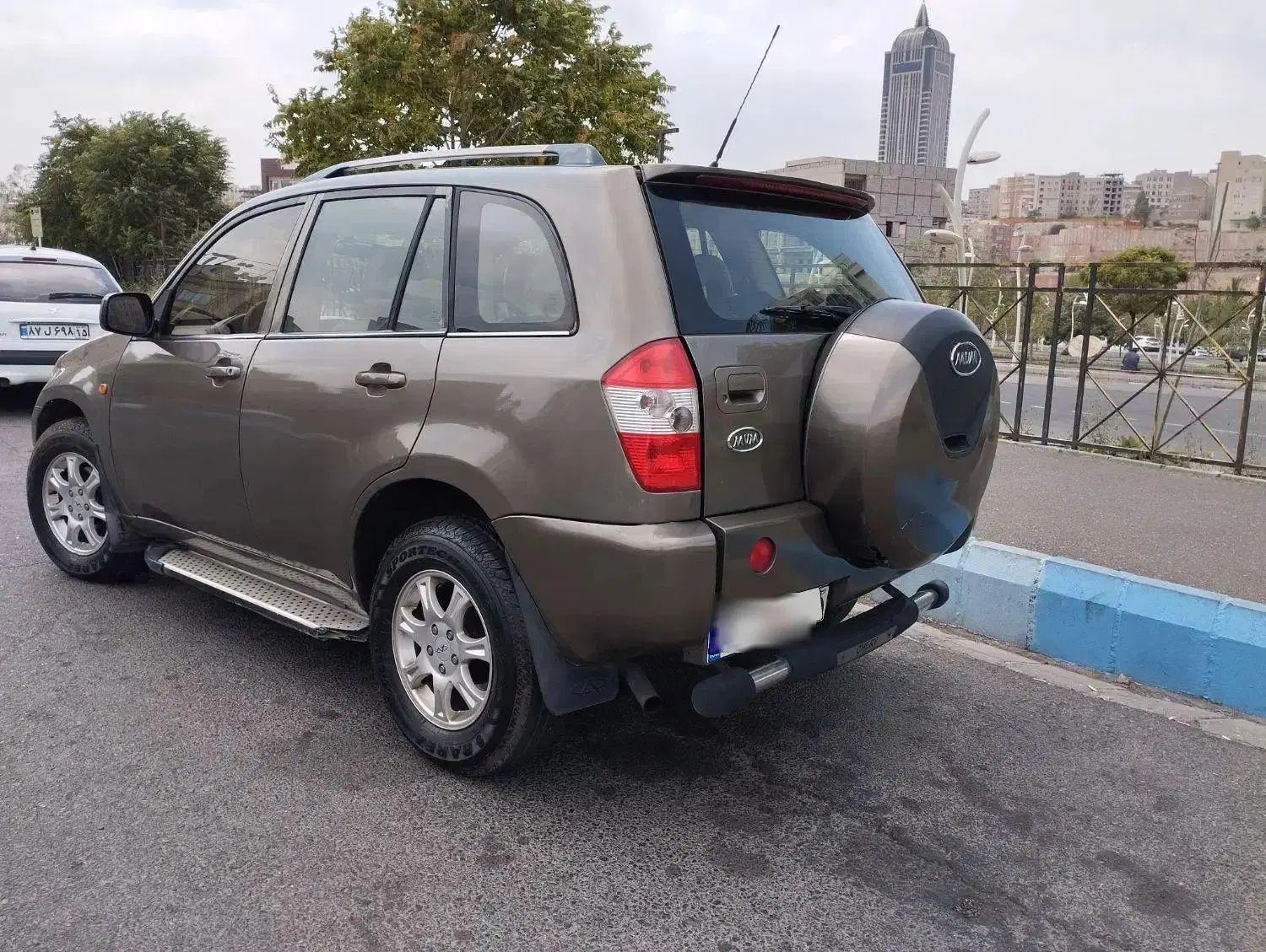 ام وی ام X33 دنده‌ای ساده - 1390