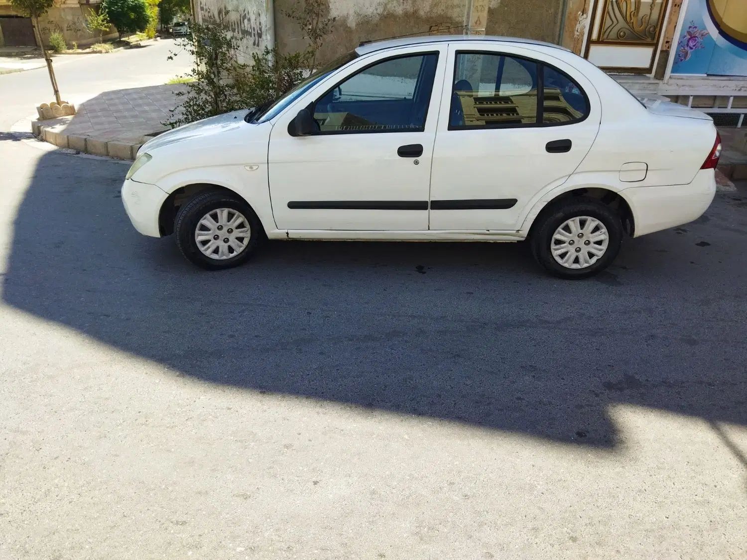 تیبا صندوق دار SX - 1390
