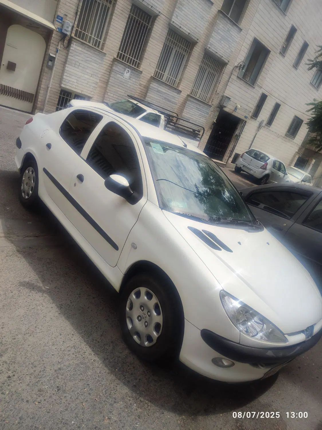 پژو ۲۰۶ صندوق دار v8 - 1395