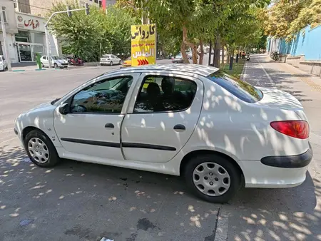 پژو ۲۰۶ صندوق دار v8 - 1395