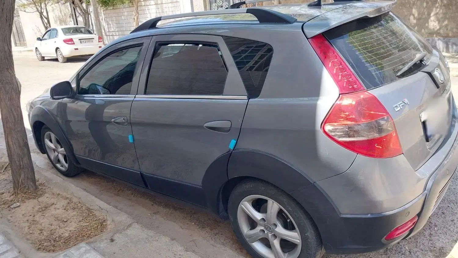 دانگ فنگ H30 کراس اتوماتیک - 1397