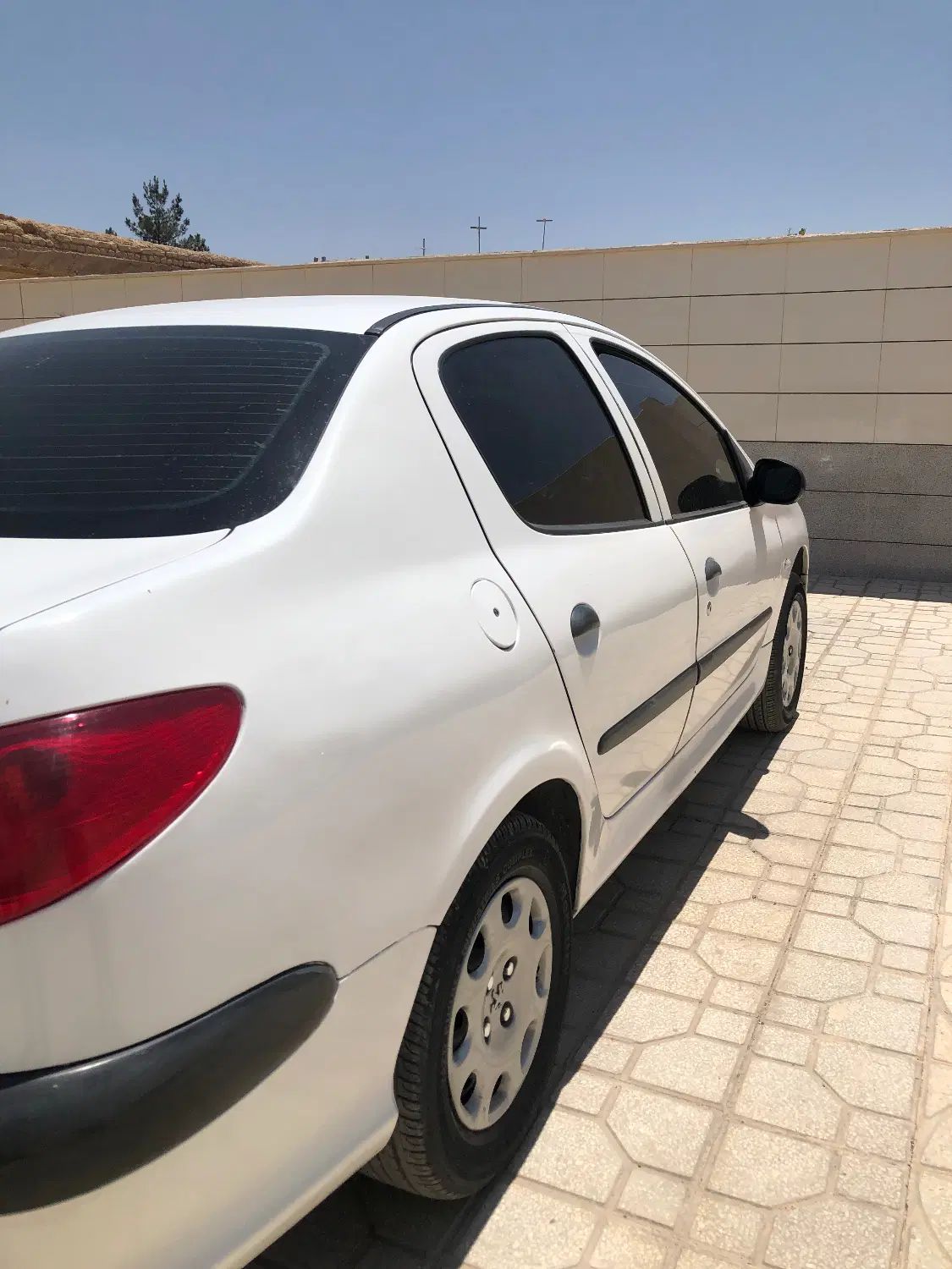 پژو ۲۰۶ صندوق دار v20 - 1389