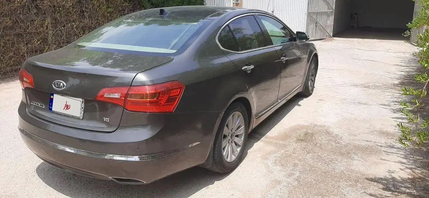 کیا کادنزا فول VG - 2011