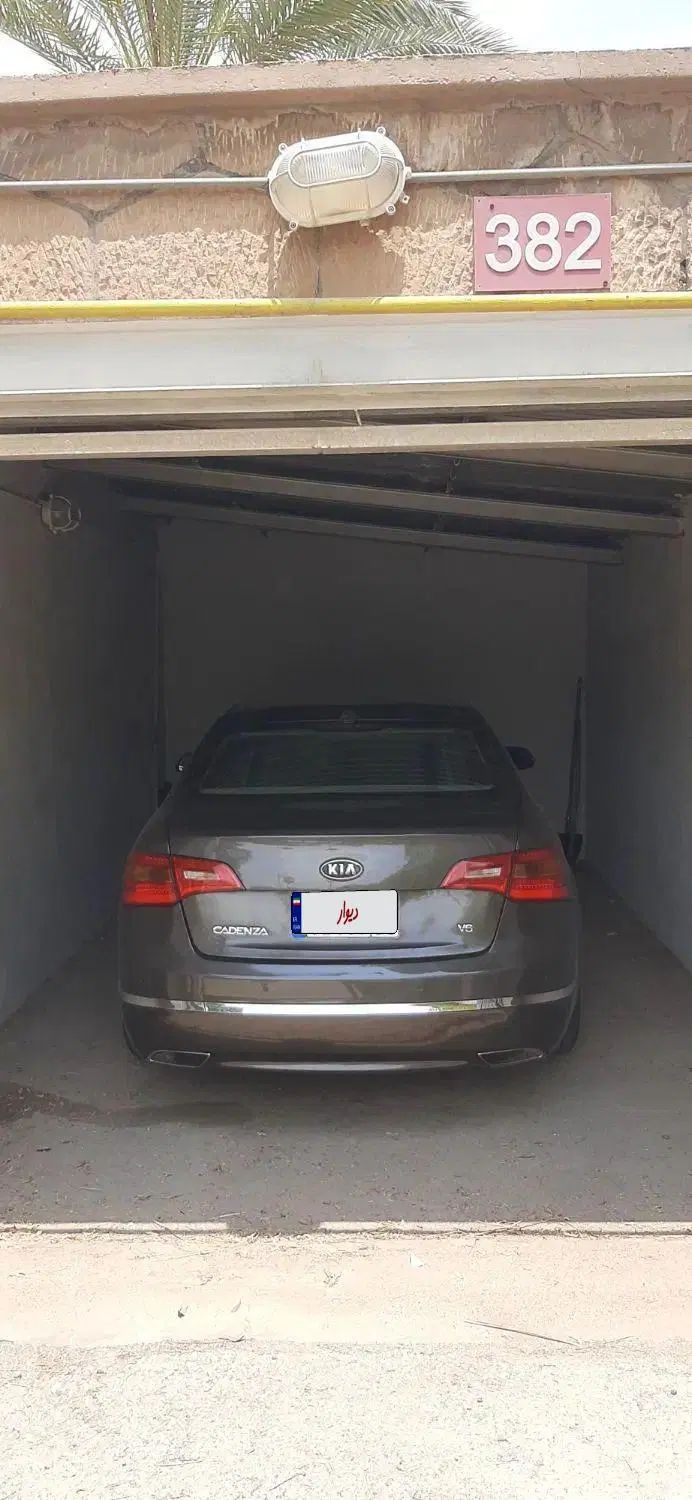 کیا کادنزا فول VG - 2011