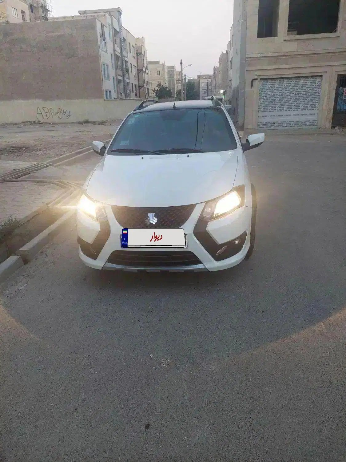 کوییک R دنده‌ای - 1402