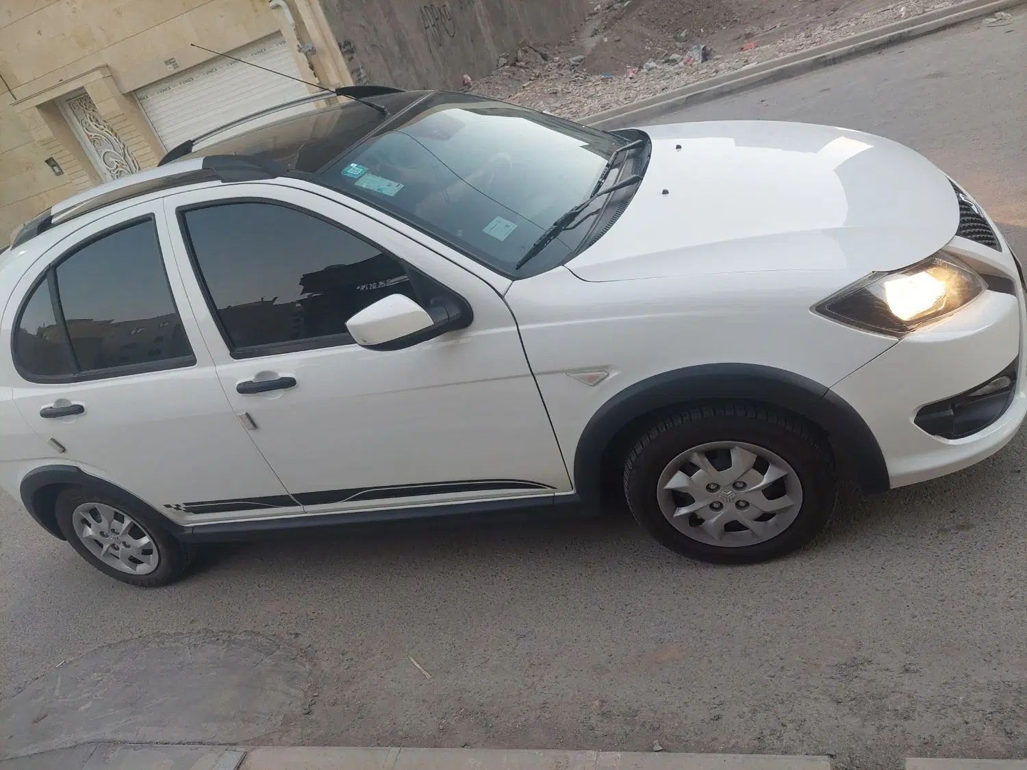 کوییک R دنده‌ای - 1402
