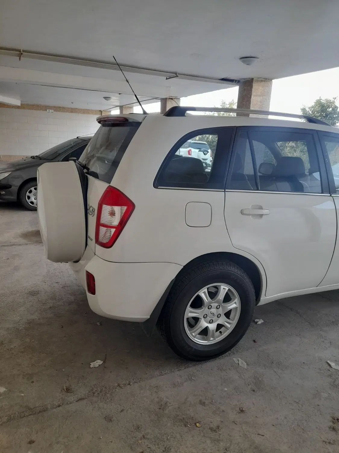 ام وی ام X33 دنده‌ای ساده - 1395