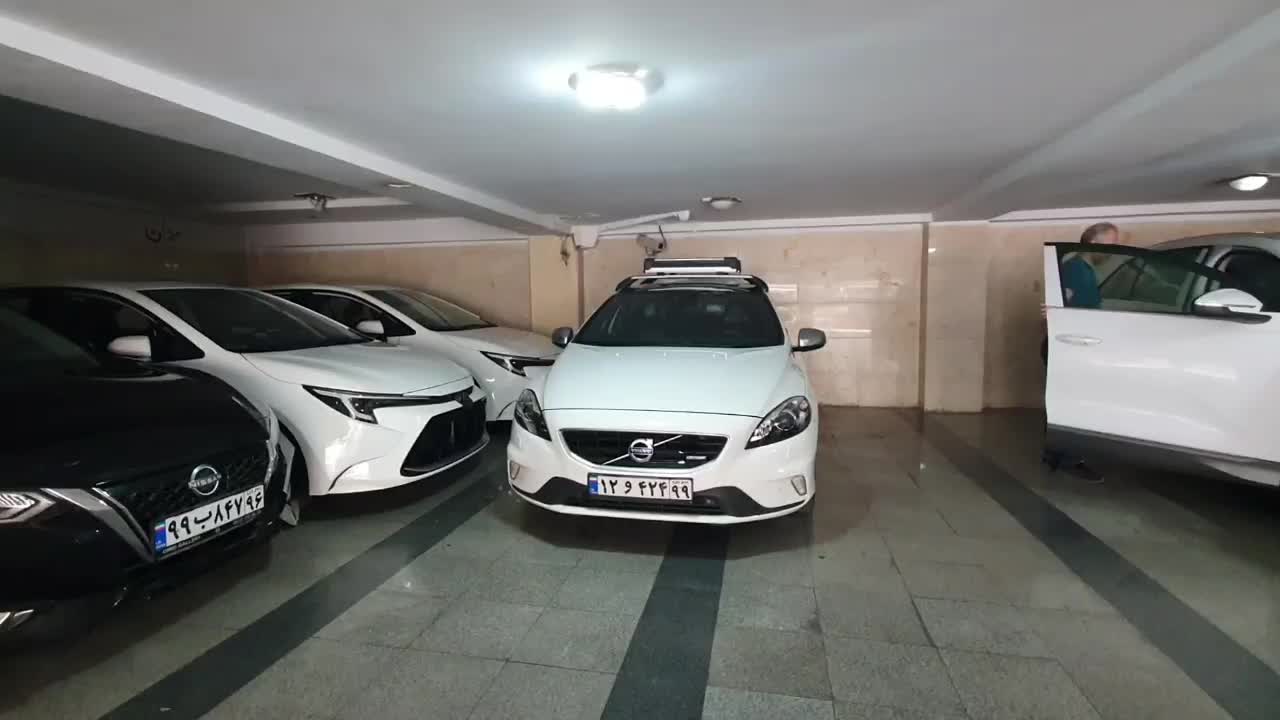 خودرو ولوو، V40 آگهی ann_19913792