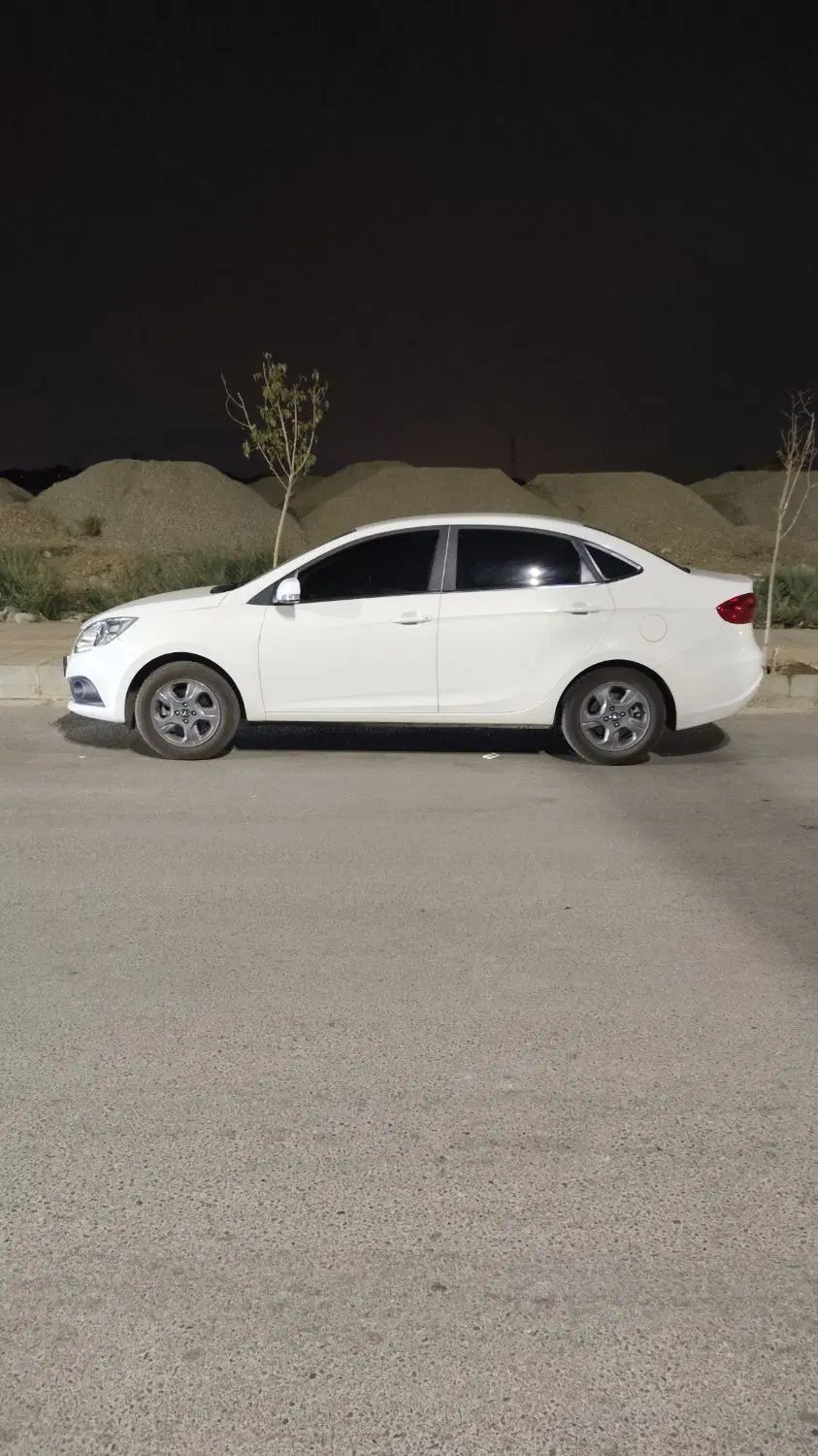 جک J4 اتوماتیک ساده - 1402