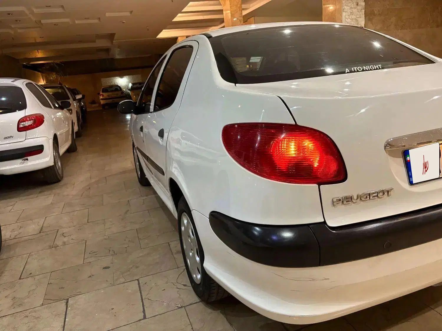 پژو ۲۰۶ صندوق دار v8 - 1398