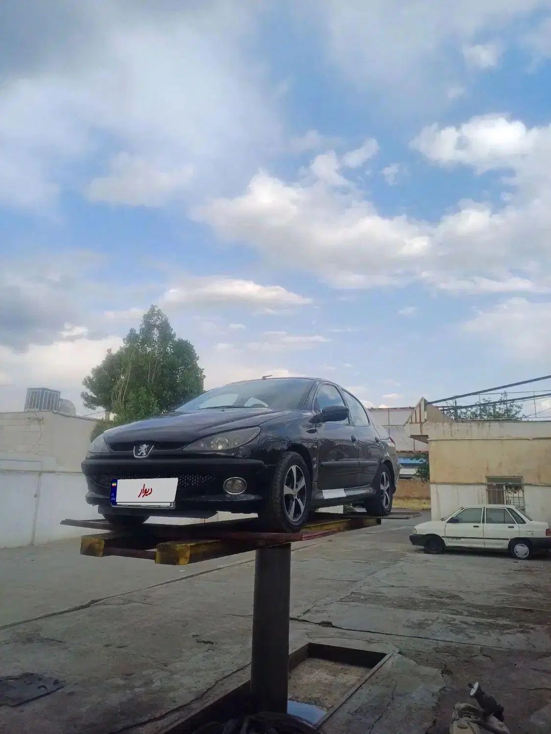 پژو ۲۰۶ صندوق دار v8 - 1389