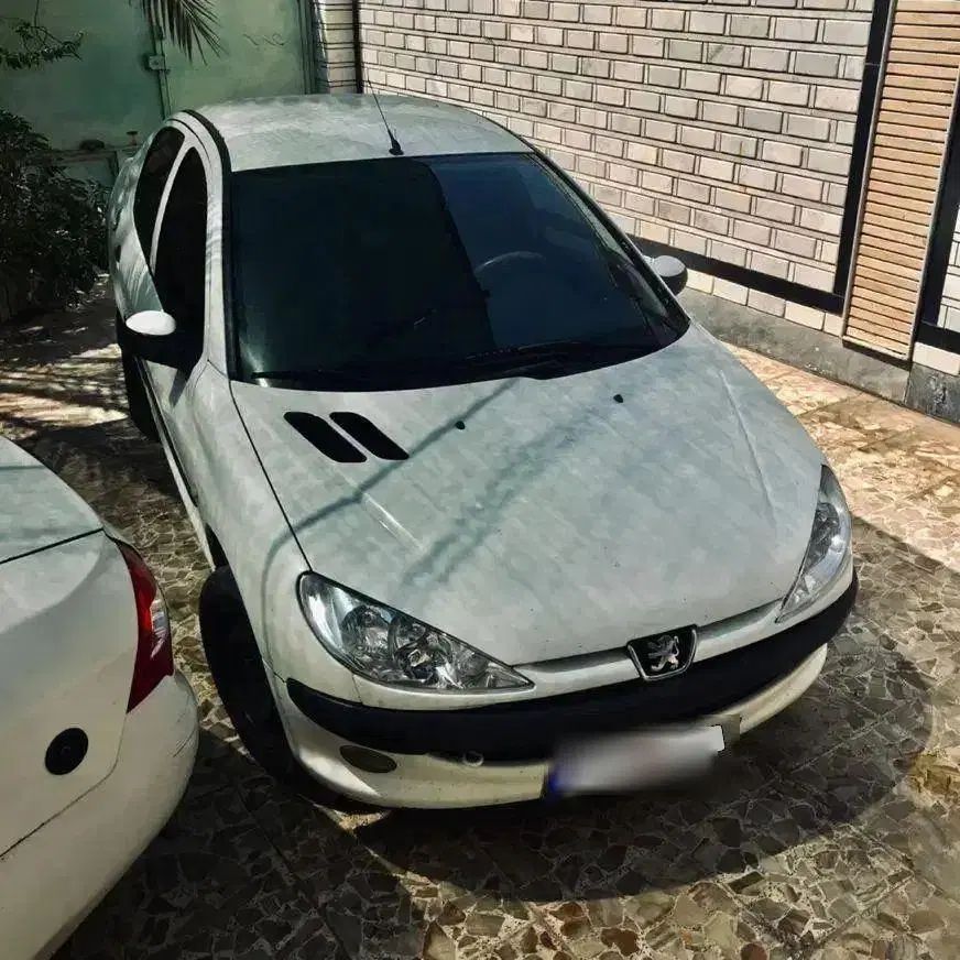 پژو ۲۰۶ صندوق دار v8 - 1398