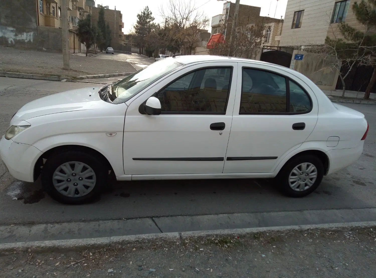 تیبا صندوق دار SX - 1398