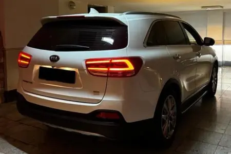 کیا سورنتو نیمه فول UM - 2016