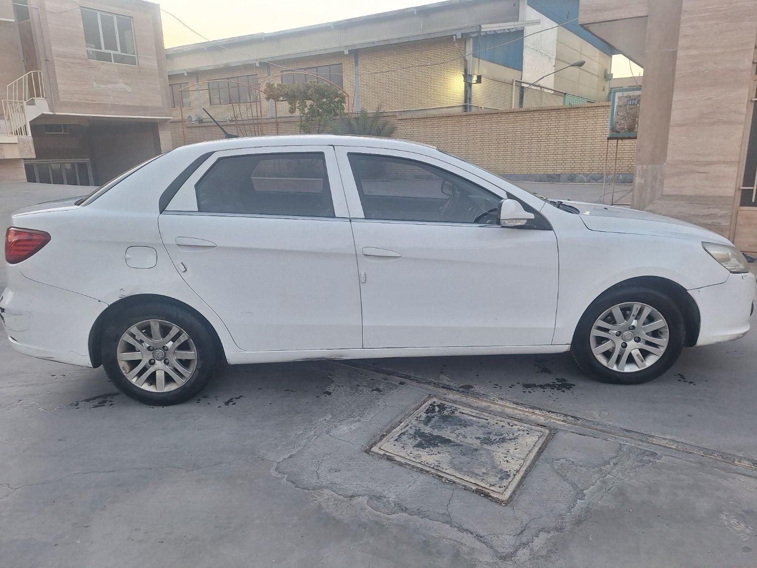 دانگ فنگ H30 کراس اتوماتیک - 1397