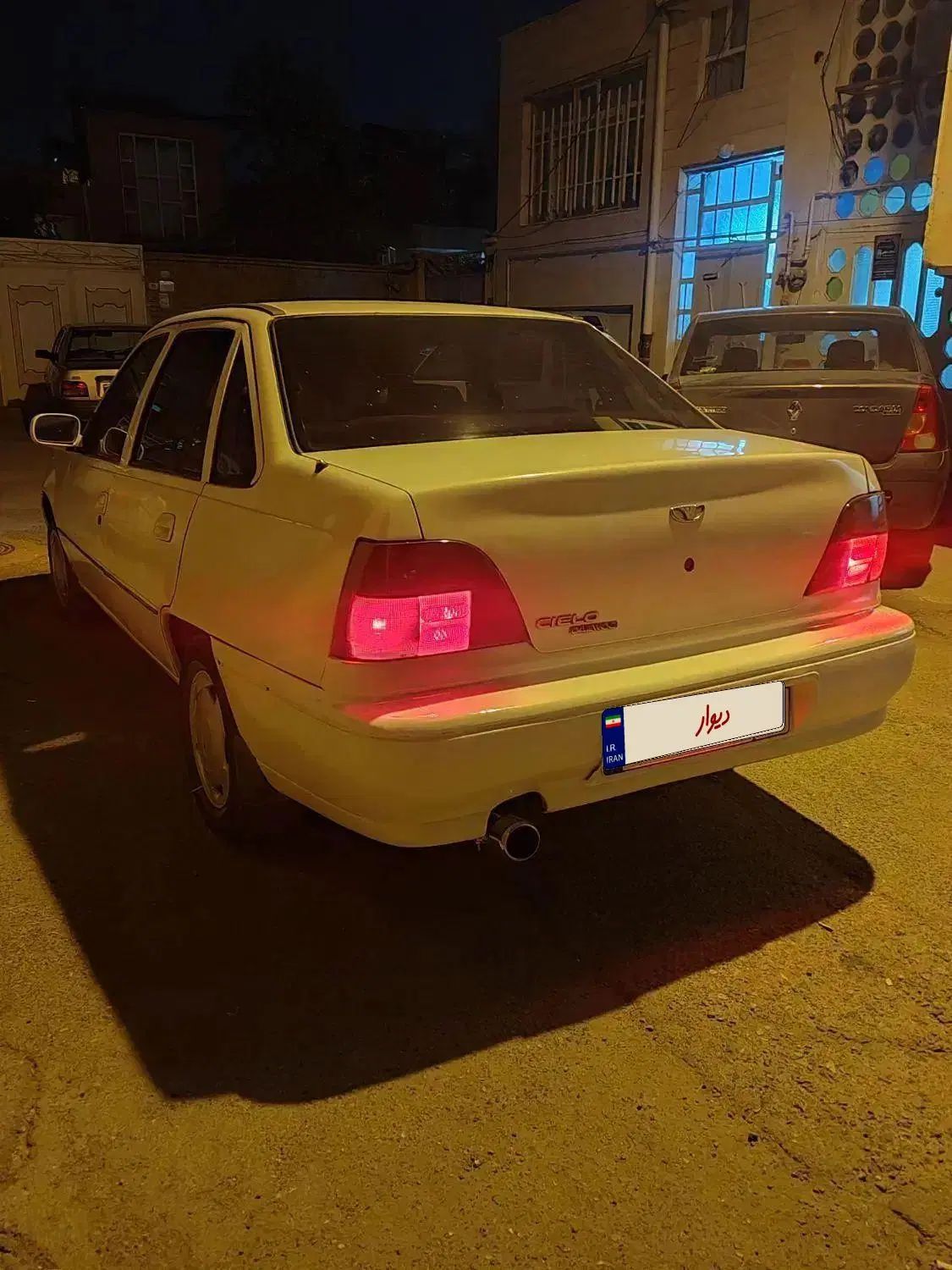 دوو سیلو سدان - 1379