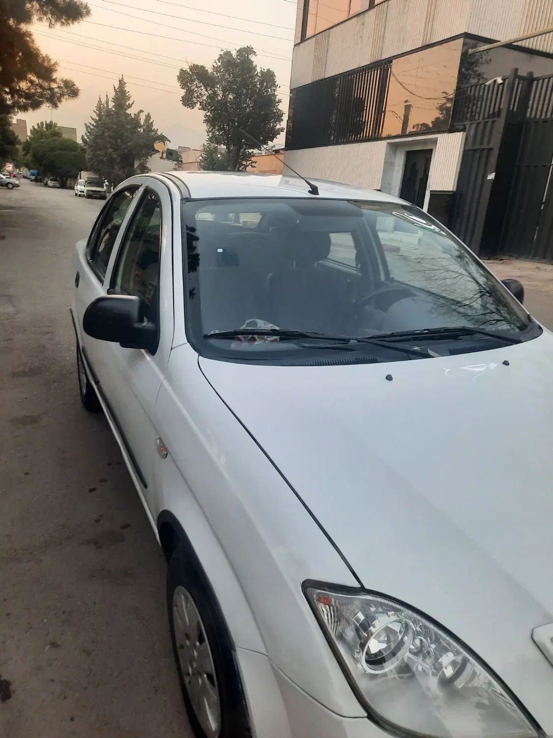 تیبا صندوق دار SX - 1397