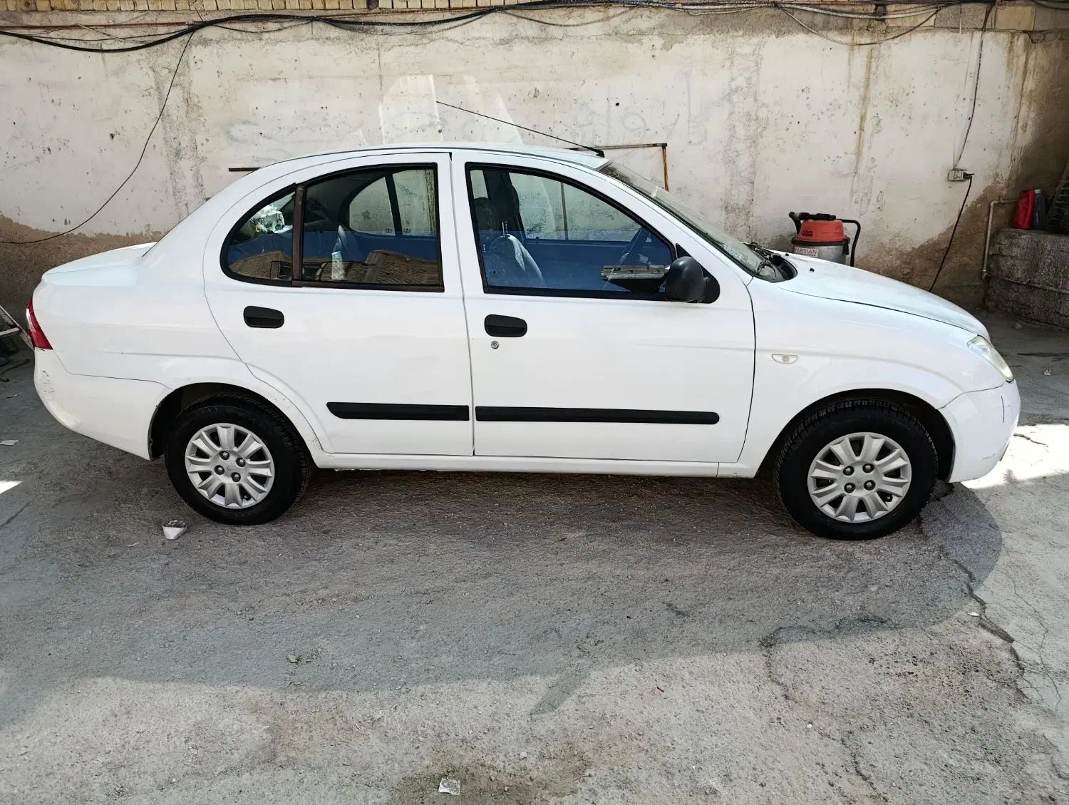 تیبا صندوق دار SX - 1394