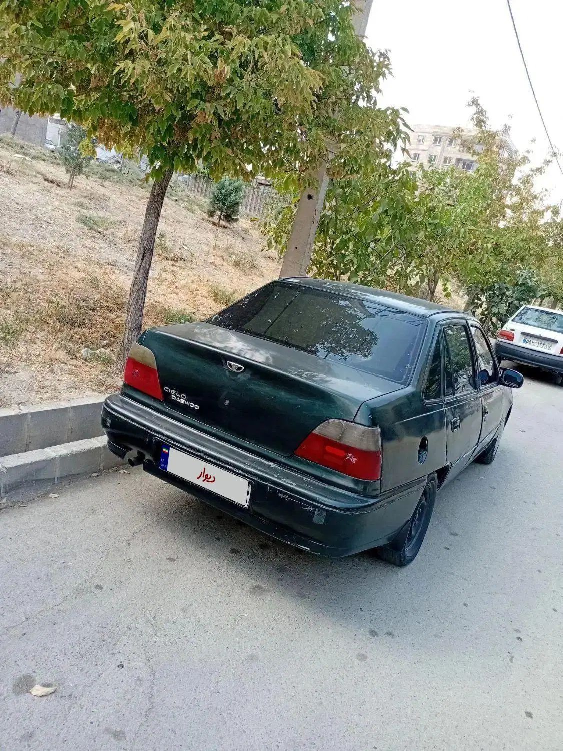 دوو سیلو سدان - 1377