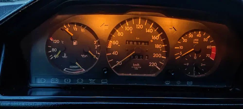 بنز E 230 - 1987