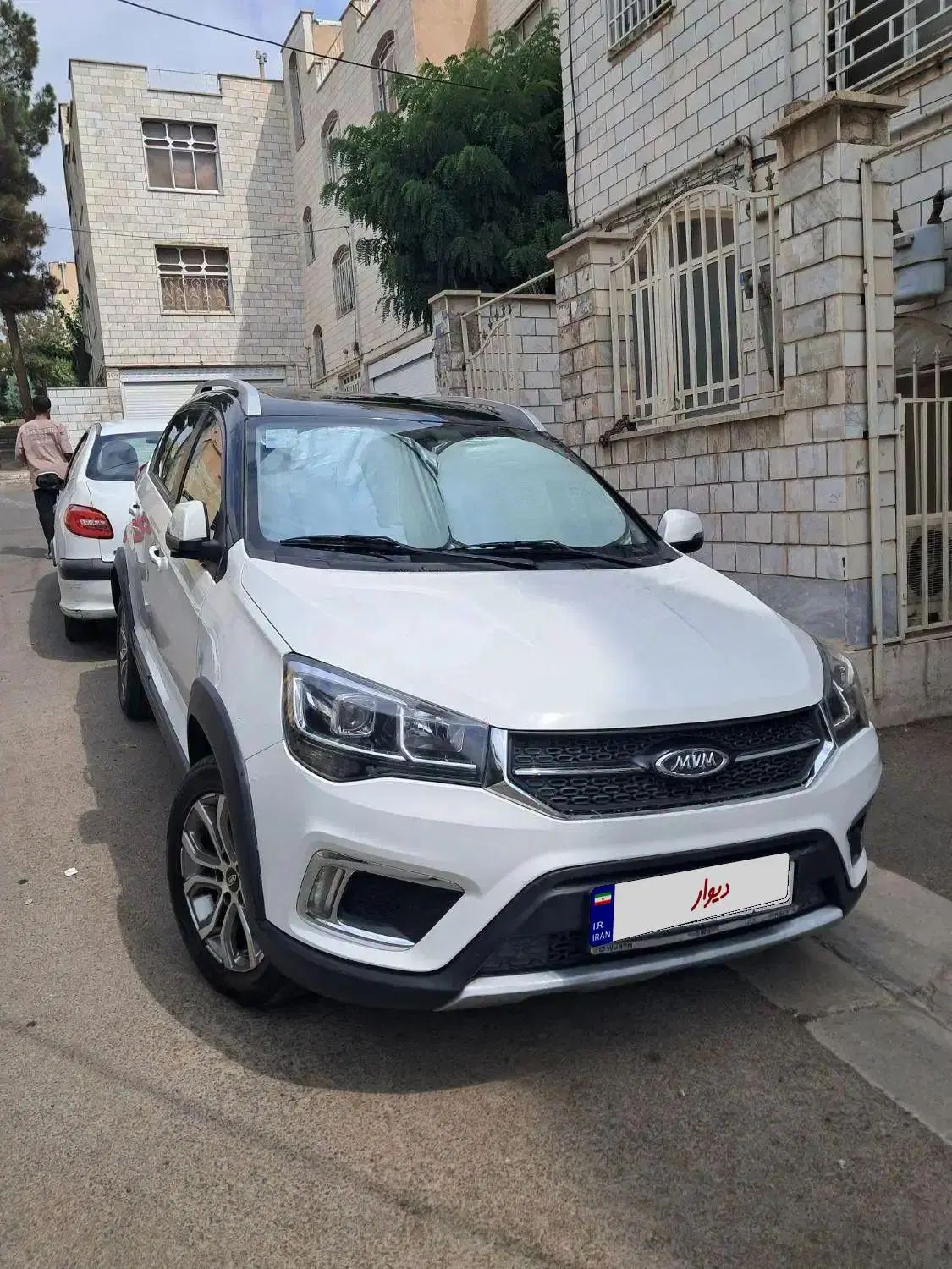 ام وی ام X22 اتوماتیک اسپرت - 1396
