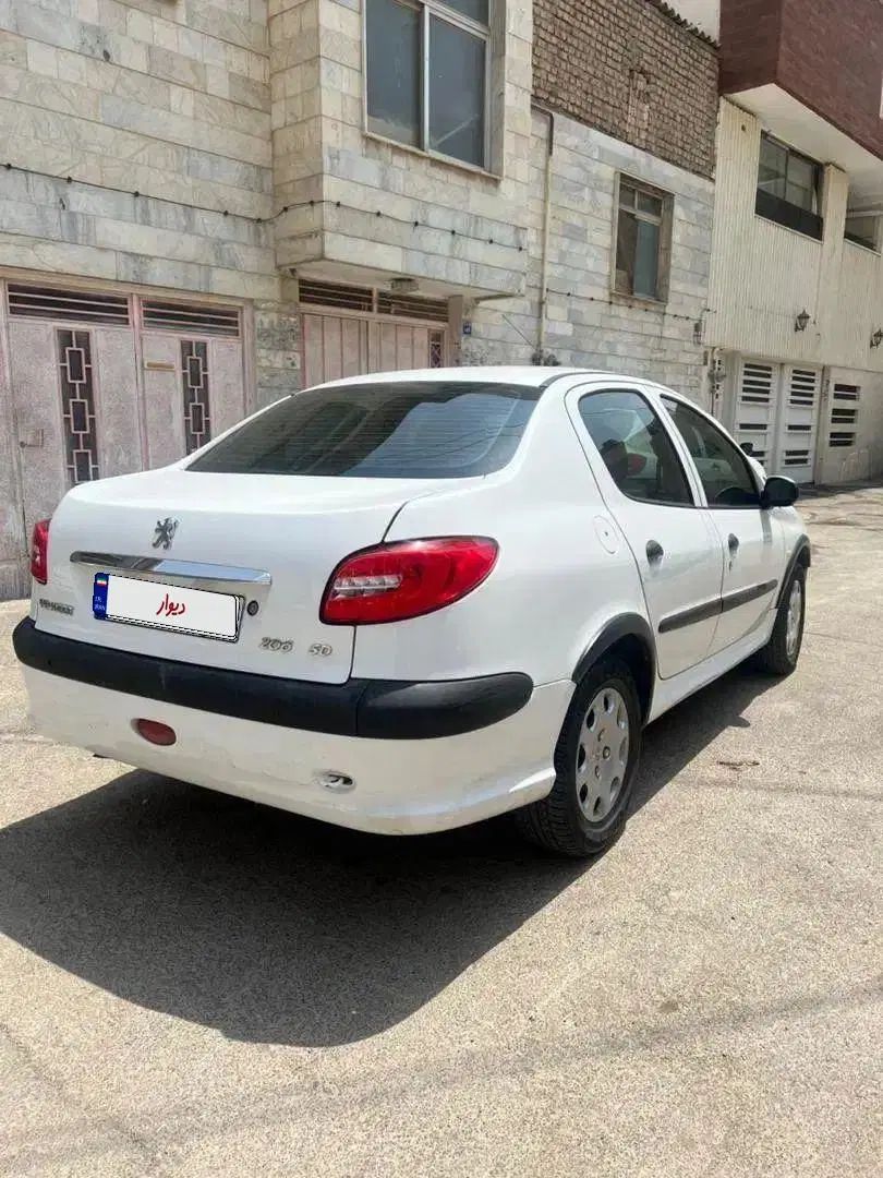پژو ۲۰۶ صندوق دار v8 - 1394