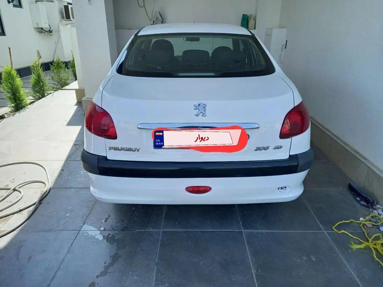 پژو ۲۰۶ صندوق دار v8 - 1390
