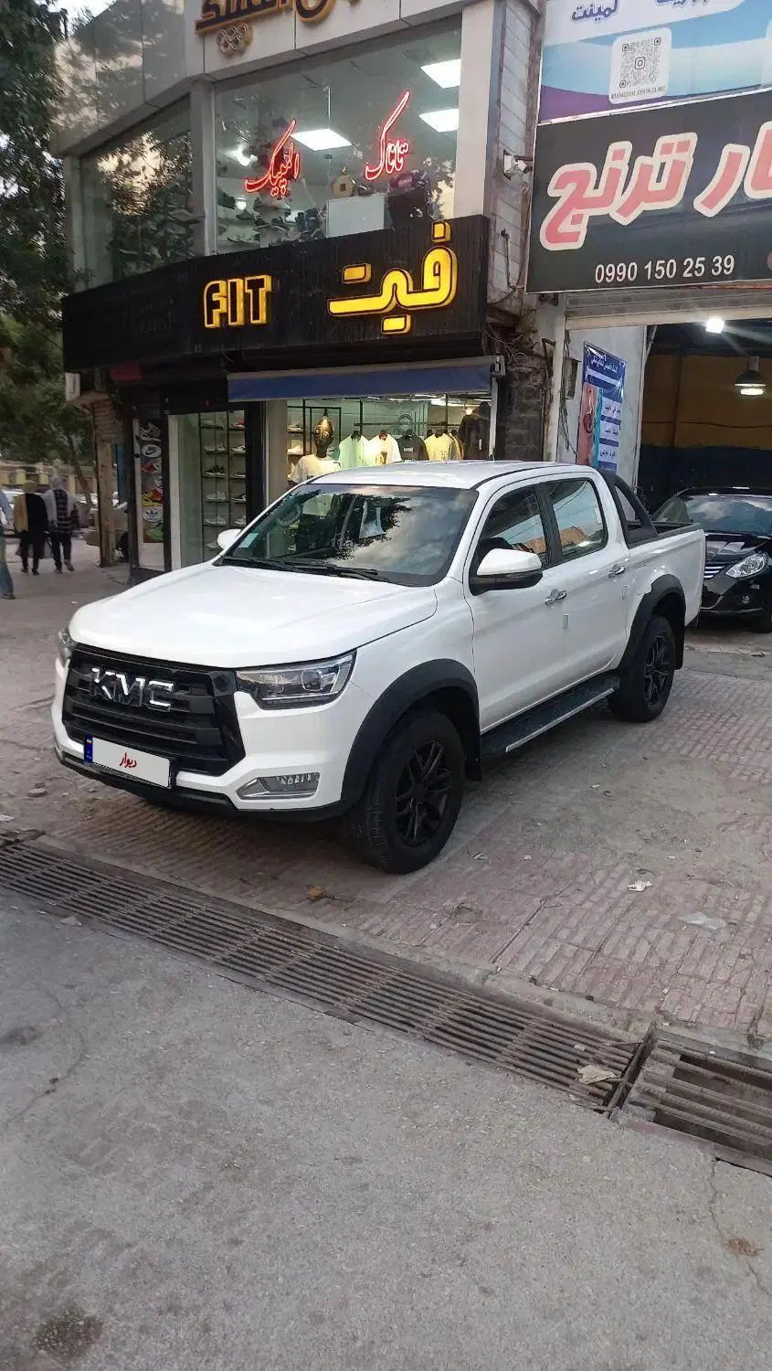 خودرو کی ام سی، T8 آگهی ann_19916212
