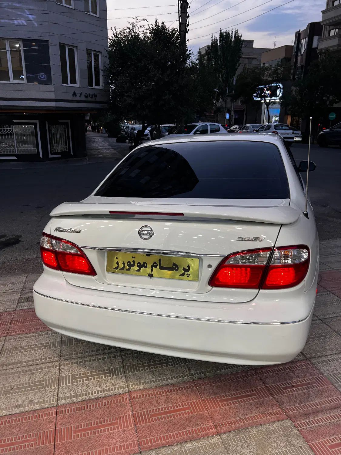نیسان ماکسیما اتوماتیک - 1389