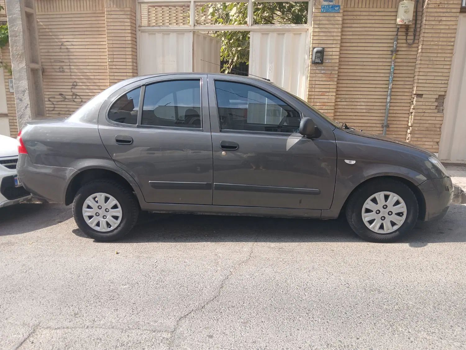 تیبا صندوق دار SX - 1394
