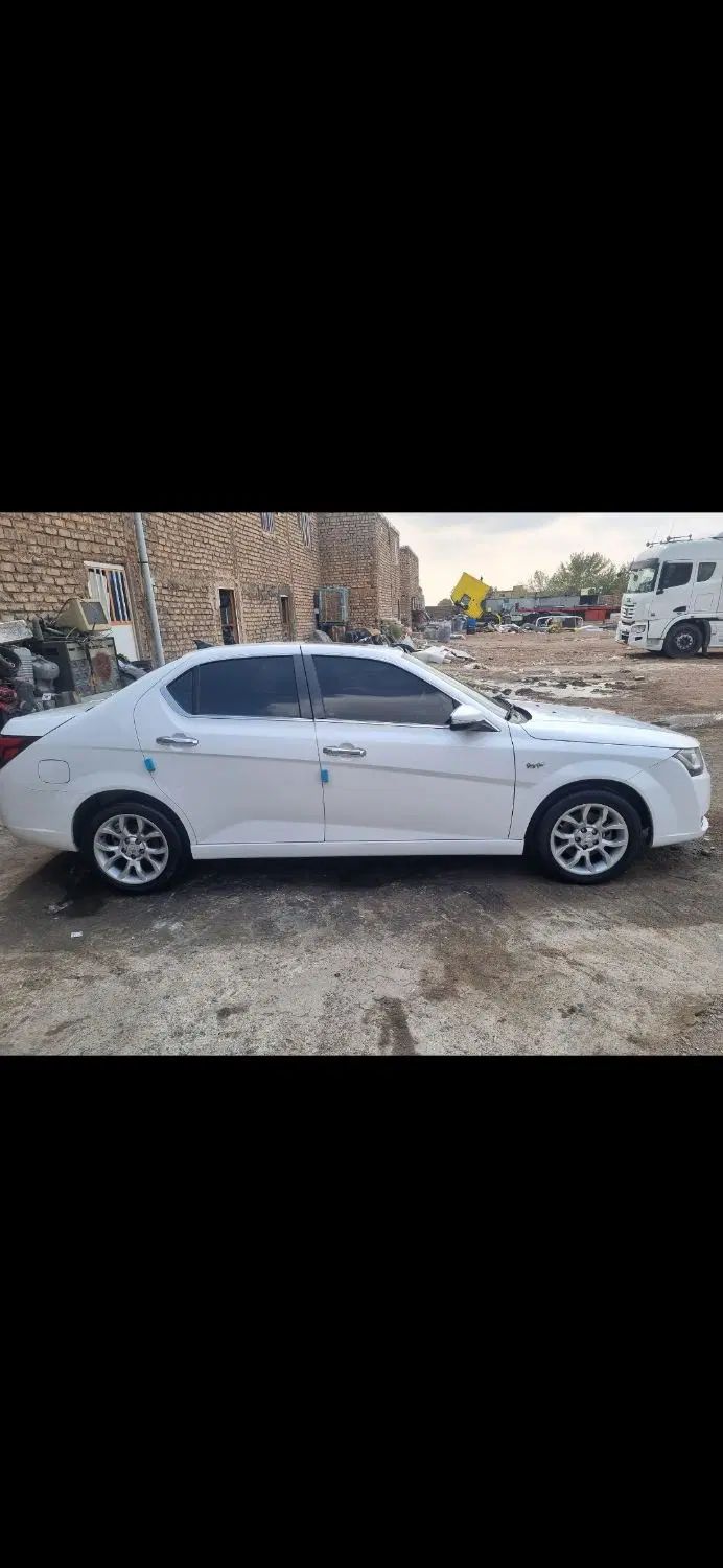 دنا پلاس توربو اتوماتیک - 1400