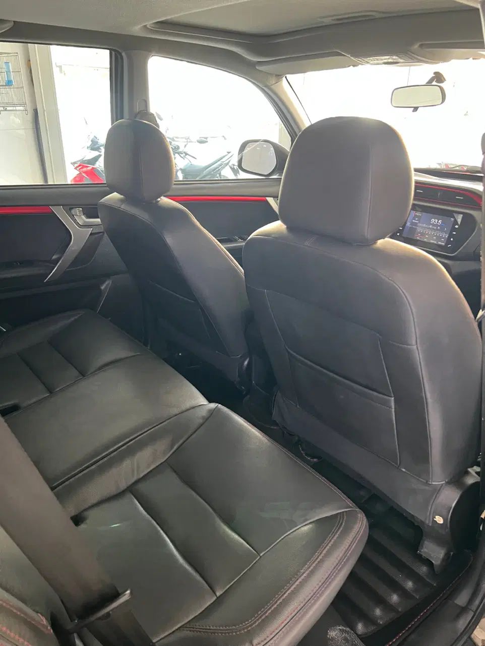 ام وی ام X33 S اتوماتیک ساده - 1396