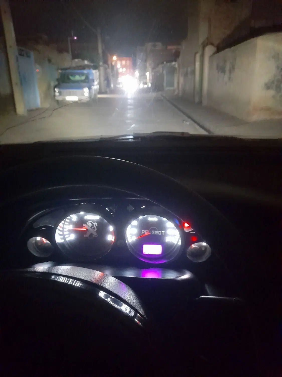 پژو 405 GLI - 1384