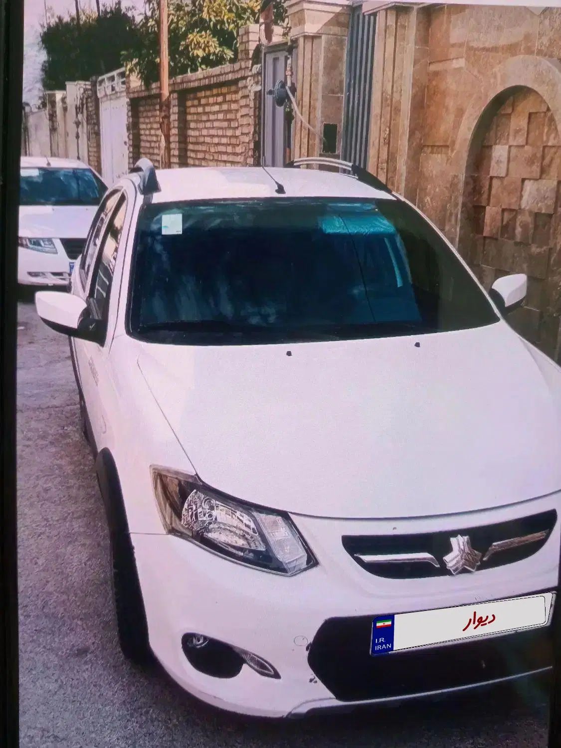 خودرو کوییک، معمولی آگهی ann_19917626